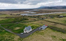 Mengi Kjarnholt Bed&Breakfast