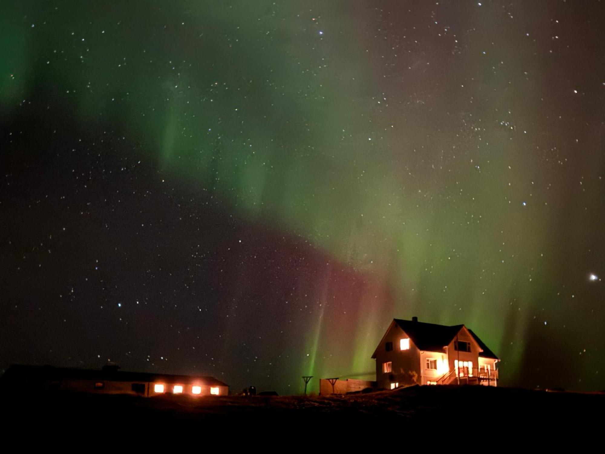 Mengi Kjarnholt Bed&Breakfast Exterior foto